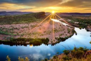 尼斯告捷晋级，上游位置稳固