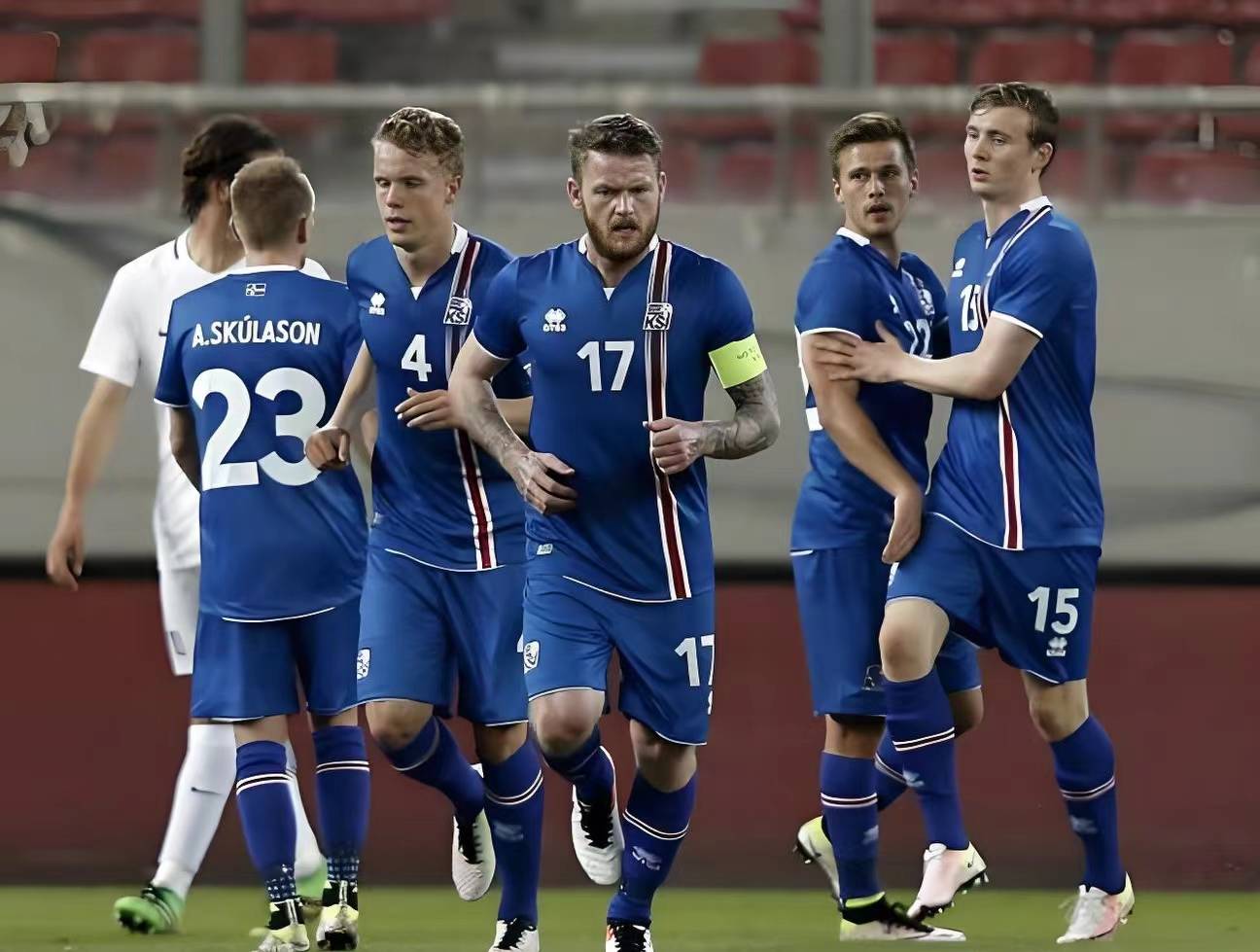 关于罗马尼亚英格兰大对决:欧国联燃爆现场的信息 关于罗马尼亚英格兰大对决:欧国联燃爆现场的信息