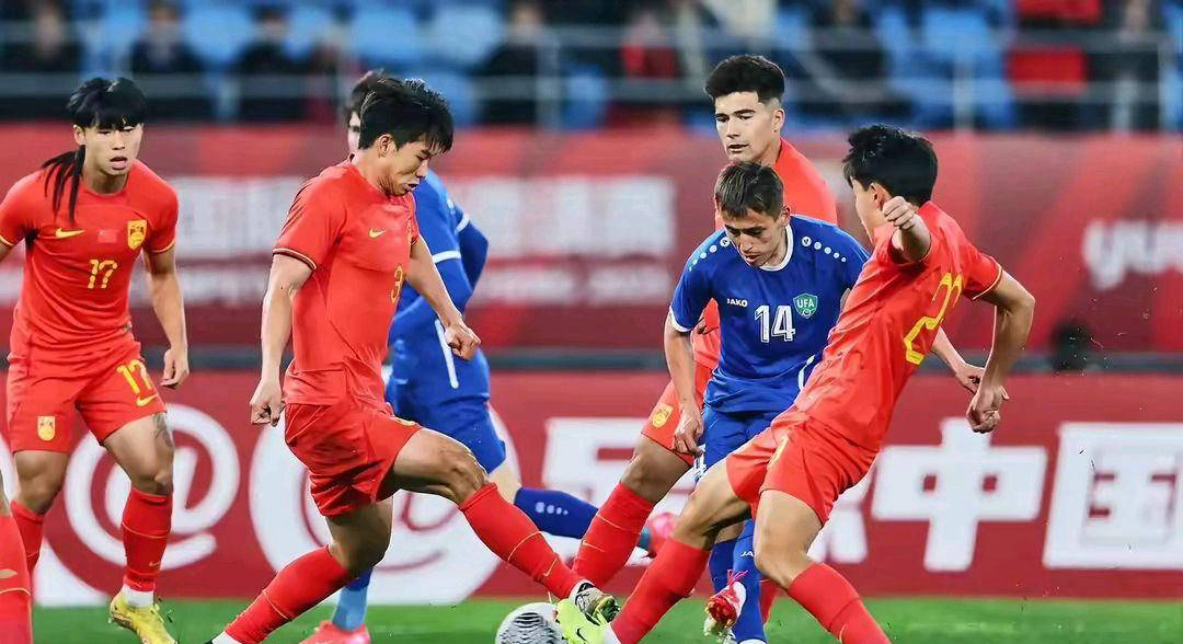 九游体育亚洲官网-包含亚洲足球盛事持续进行，激烈对抗令球迷热血澎湃的词条