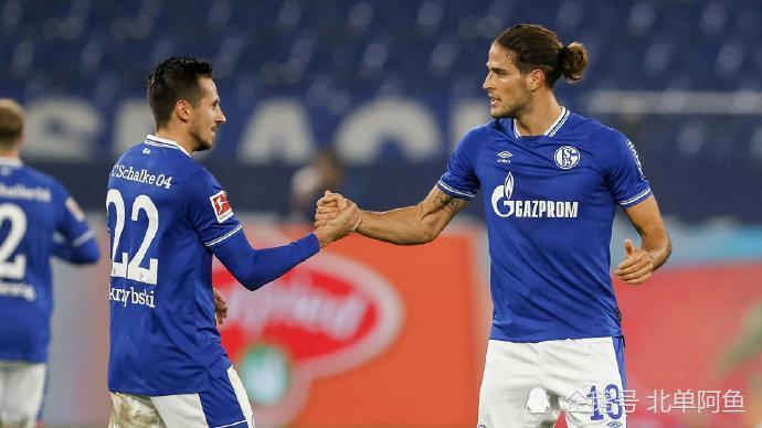 卡昂摆脱颓势，斯图加特试图继续领跑的简单介绍