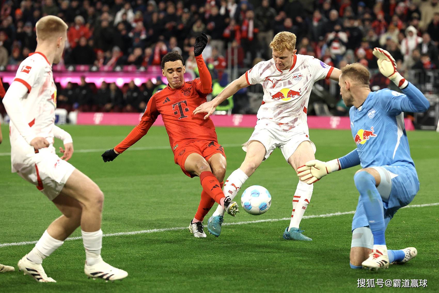 慕尼黑红牛将与汉堡争夺胜利的简单介绍