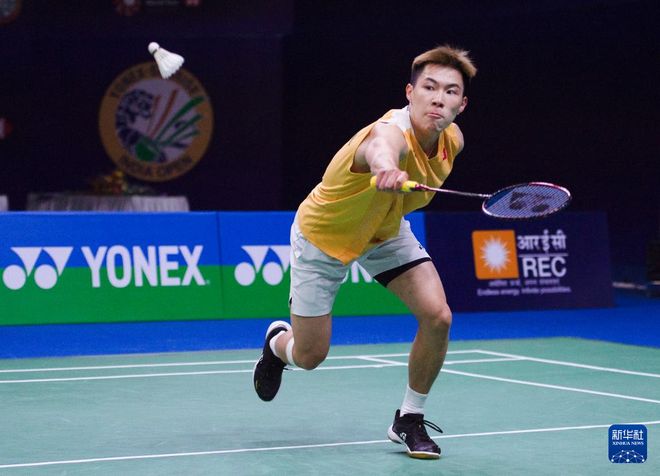 九游体育登录-印度选手夺得冠军，庆祝胜利瞬间！