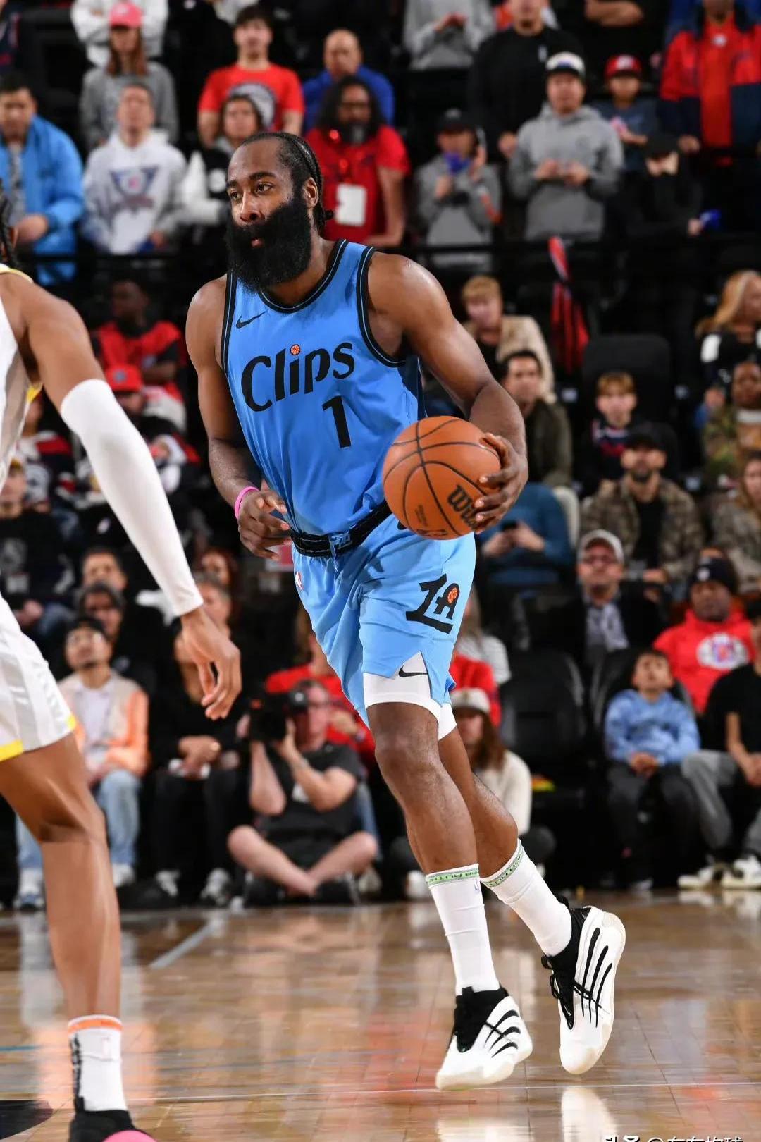 -包含哈登空砍50分，独行侠逆袭战胜湖人取得两连胜的词条