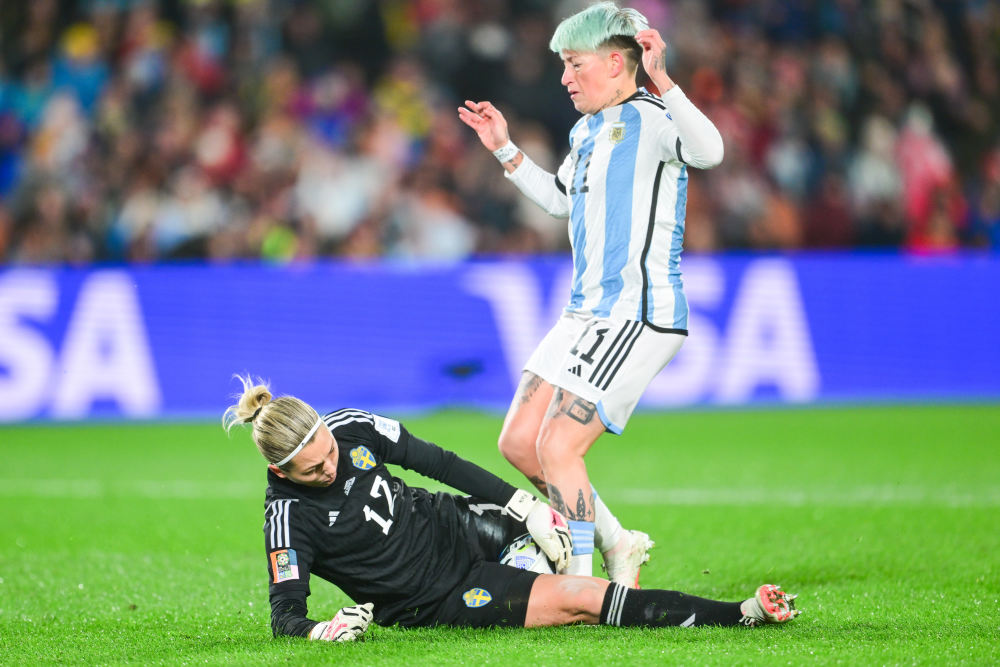 阿根廷女足队士气正旺，迎接国际杯挑战