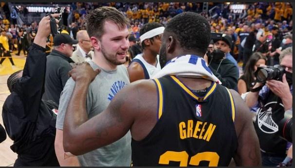 比赛压力巨大，精彩对决令人期待